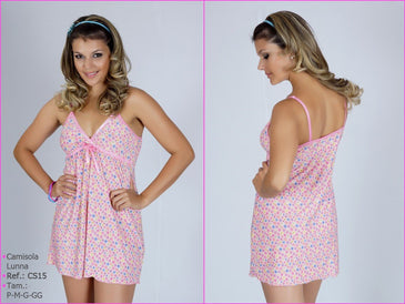 Camisola de Liganete	 estampada com estampas em floral	 bichos e poa. Composição 96% poliester	 4% elastano 