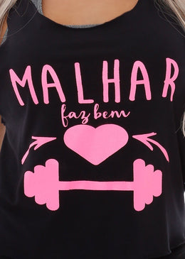 Descrição: Regata Curta Malhar Faz Bem Feminina Coleção Hard Clothing Fit com Estampa na parte da frente em SilkScreen.Regata Fitness Feminina de Tecido Viscolycra de ótima qualidade com acabamento... 