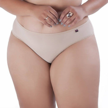 Kit composto por 2 calçolas (calcinha plus size)	Contém 2 unidades preto e chocolate.

Composição
%


 POLIAMIDA
90%


ELASTANO
10%


FORRO ALGODÃO
100%

 