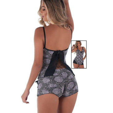 Baby Doll sem bojo confeccionado em Liganete estampada (ideal para noites frescas), possui alças fixas com regulagem, costas abertas com detalhes em renda e lacinho.Shortinho... 