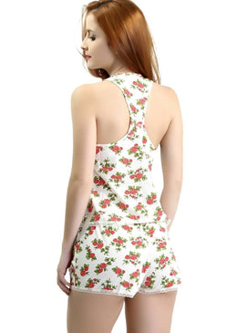 SHORTDOOL EM MALHA REGATA COM ACABAMENTO EM RENDA E DETALHE EM LAÇOS!COMPOSIÇÃO: 67%POLIÉSTER 33%VISCOSE 