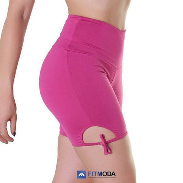 Short Fitness meia coxa com laço de  amarrar na perna e cós de altura média. Muito mais beleza e conforto no seu dia a dia. Marca: Fitmoda... 