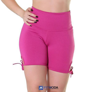 Short Fitness meia coxa com laço de  amarrar na perna e cós de altura média. Muito mais beleza e conforto no seu dia a dia. Marca: Fitmoda... 