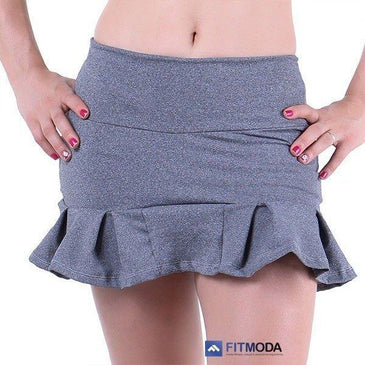 Short Saia fabricado em suplex de qualidade com cós de altura média e babadinho na barra. Short embutido na saia. Você linda de saia e super... 