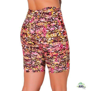Bermuda Ciclista estampada modelo super confortável . Cós duplo de altura média. Marca: Carioca FitComposição: 90% Poliéster 10% Elastano 