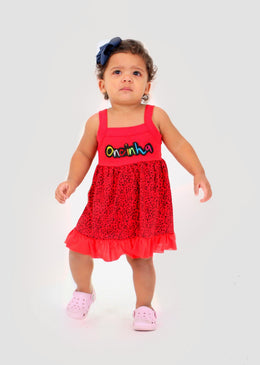 Vestido sem manga infantil, estampado com detalhe de babado na parte inferior.Sugestão de venda: R$ 11,99 a R$ 15,98 unidade.Kit de 10 unidades com peças... 