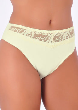 Calça de cotton liso com renda no cós na frente e lacinho. O cotton é um tecido confortável e que absorve o suor, evitando assaduras.... 