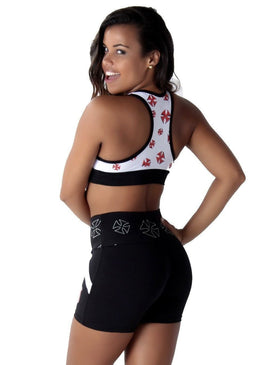Top Fitness Poliamida Torcida União Vascaína Mod 01, modelando o corpo feminino para correr, caminhar, malhar na Academia, no Crossfit, Funcional, nas aulas de Pilates, Ioga,... 