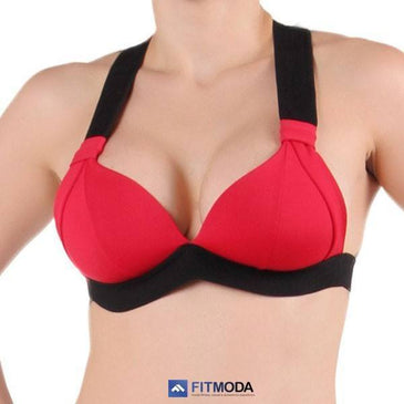 Top Fitness Com Bojo em suplex com acabamento em elástico largo mais sustentação ao seu busto na hora das atividades. Você vai malhar com estilo e... 