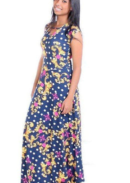 Descrição: Vestido em tecido radiosa estampado com detalhe no busto. Tecido macio e super confortável!Composição: 96% Viscose e 4% Elastano.A Modelo está vestindo tamanho G. 