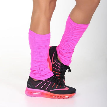 Polaina fabricada em tela dry fit na cor rosa neon. Marca: Carioca Fit Composição: 94% Poliamida e 6% Elastano 